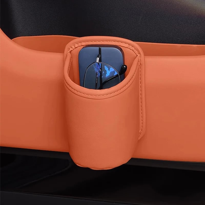 🥳2026 HOT SALE🥳💞50K+ SOLD!🚗🧺 49% OFF! Leather Car Door Cup Holder – Wide‐mouth opening, easy reach for drinks & phone. Clip‐on secure fit. PU leather, tough & stylish. 🛡️✨